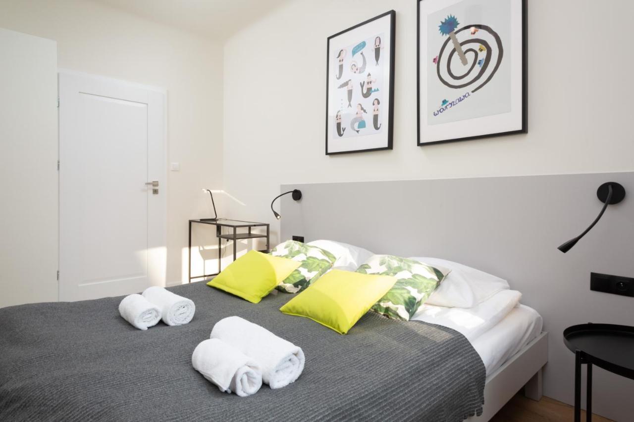 Family City Center Apartment By Renters Prestige Warsaw Exterior photo